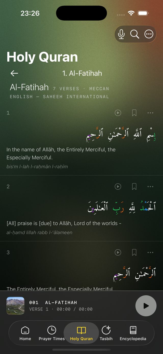 Surah Al-Fatihah, with the Arabic text colour-coded for tajwid, an English translation and a transliteration under each verse.